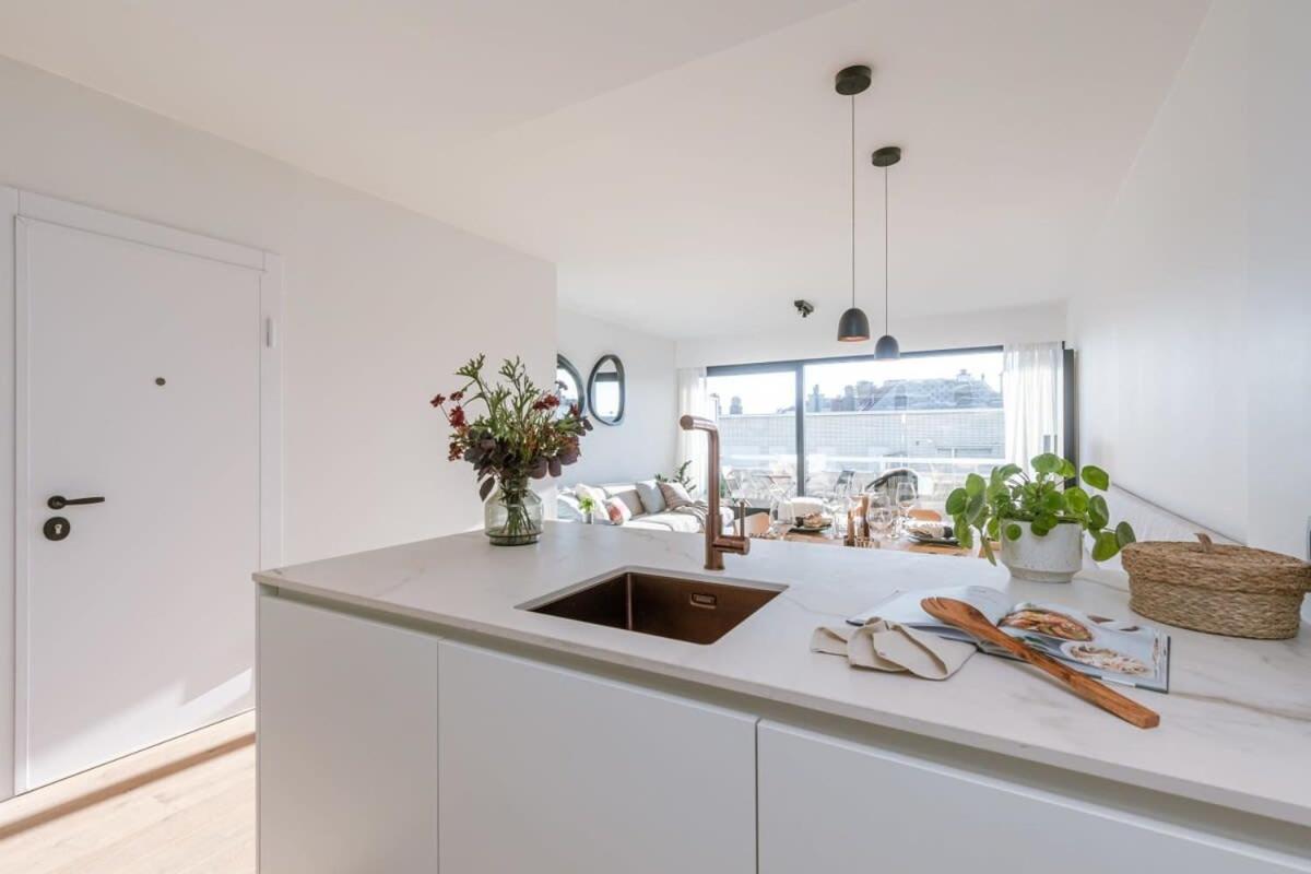 Stunning And Modern Apartment With Sunny Balcony Knokke-Heist Exterior photo