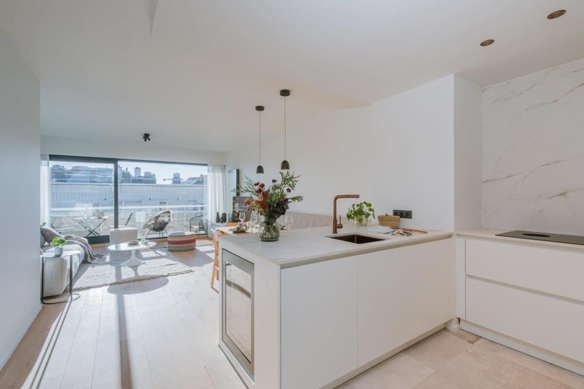 Stunning And Modern Apartment With Sunny Balcony Knokke-Heist Exterior photo